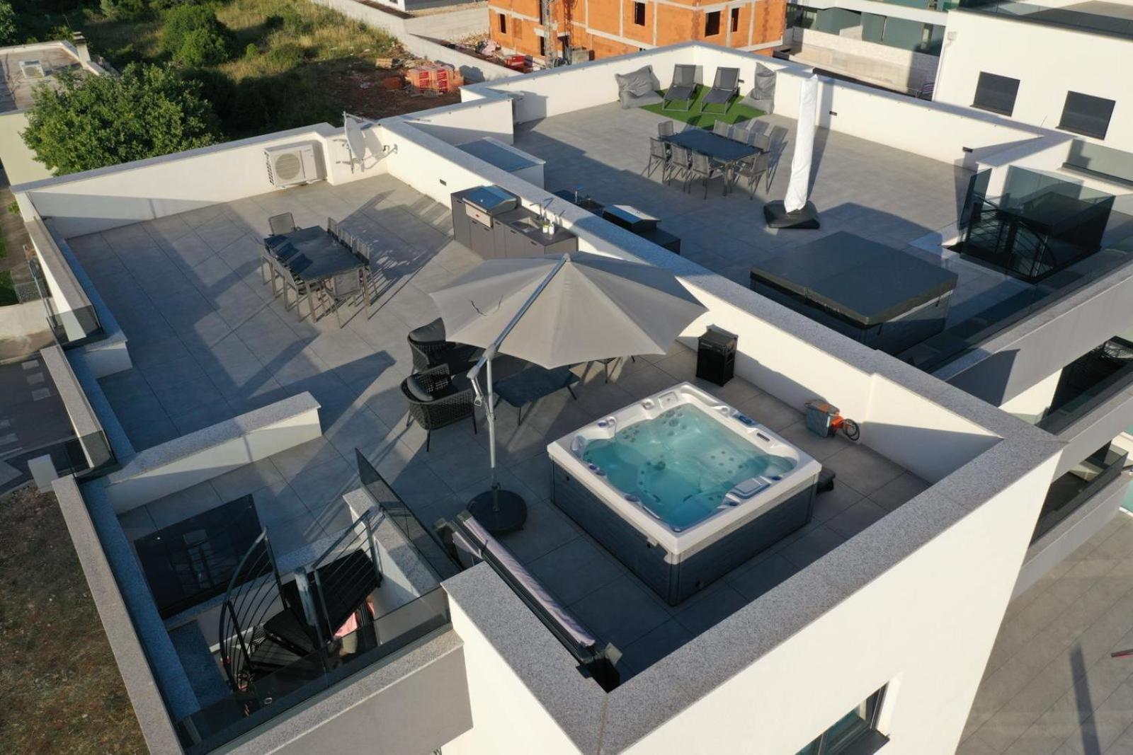 Fux Penthouse Whirlpool Meerblick ザダル エクステリア 写真